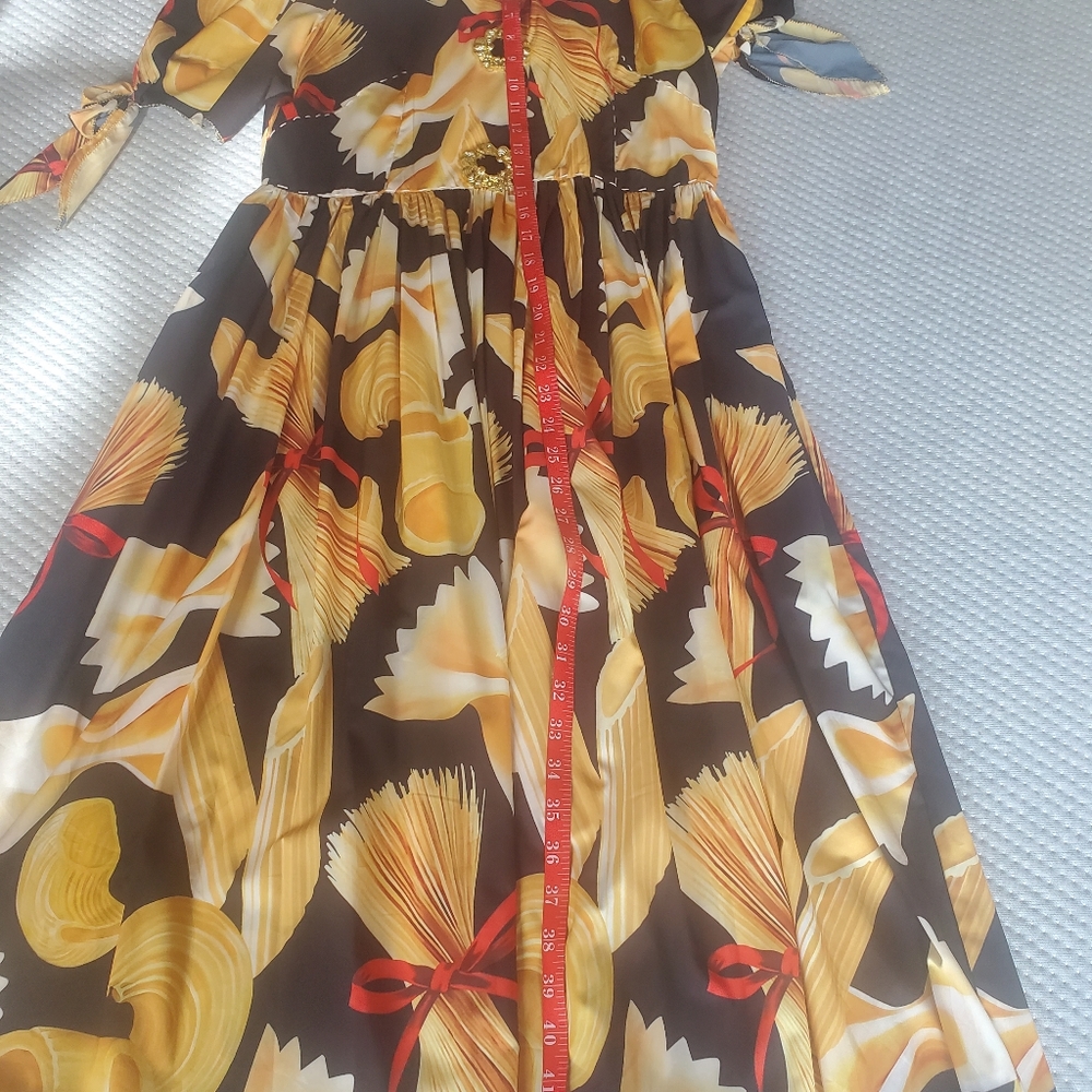 Dress - Picture 11 of 16